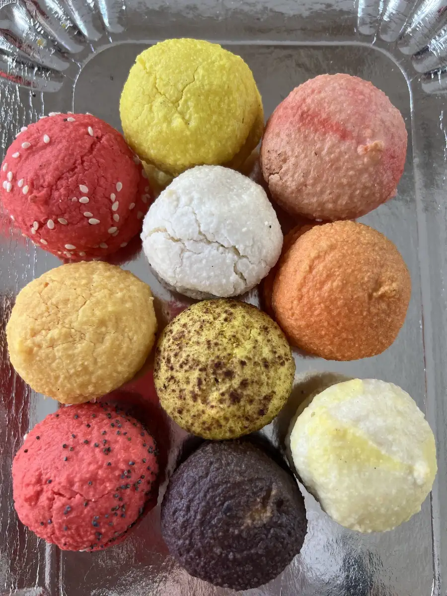 Lot de 10 Macarons * frais de port inclus